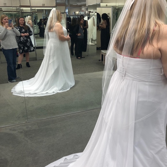 NWT David's Bridal Wedding Gown - Picture 5 of 5